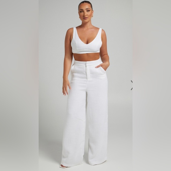 Showpo. Pants - 🆕 Two piece wide leg set